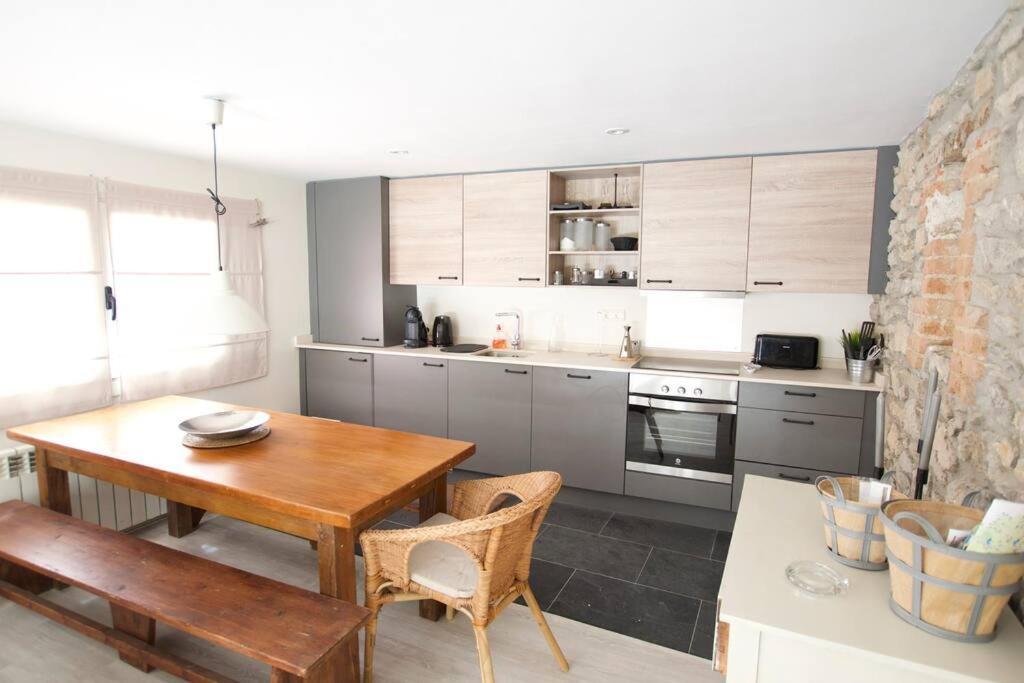 Apartament Central Amb Terrassa Alp Esterno foto